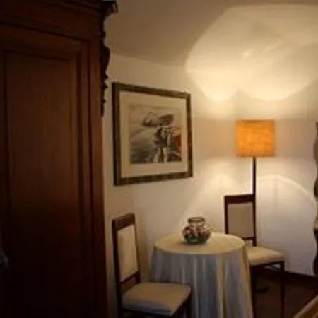 Bed & Breakfast Via Della Marina 3